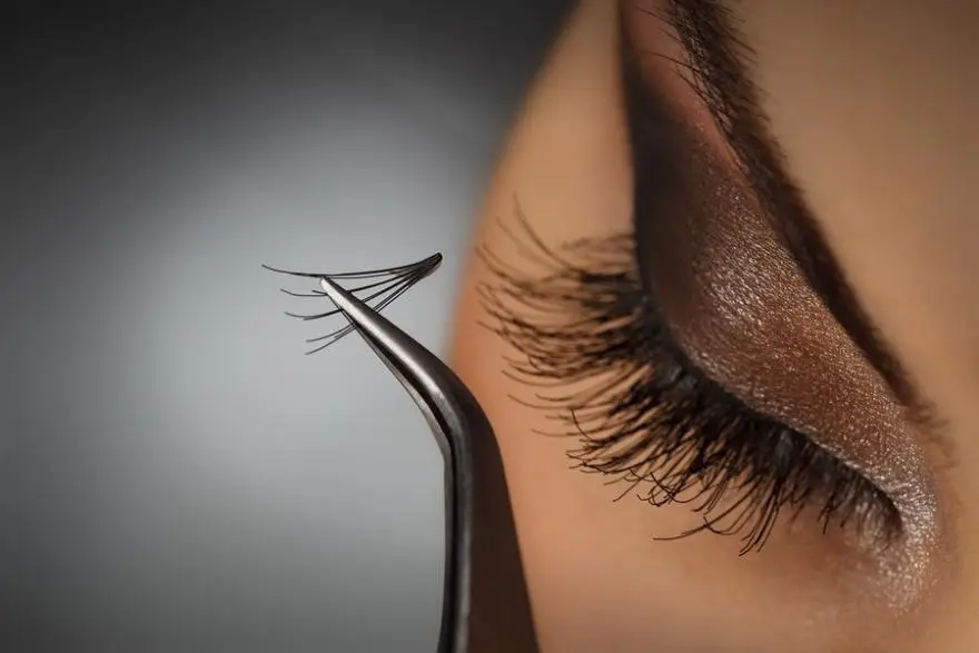 individul lashes